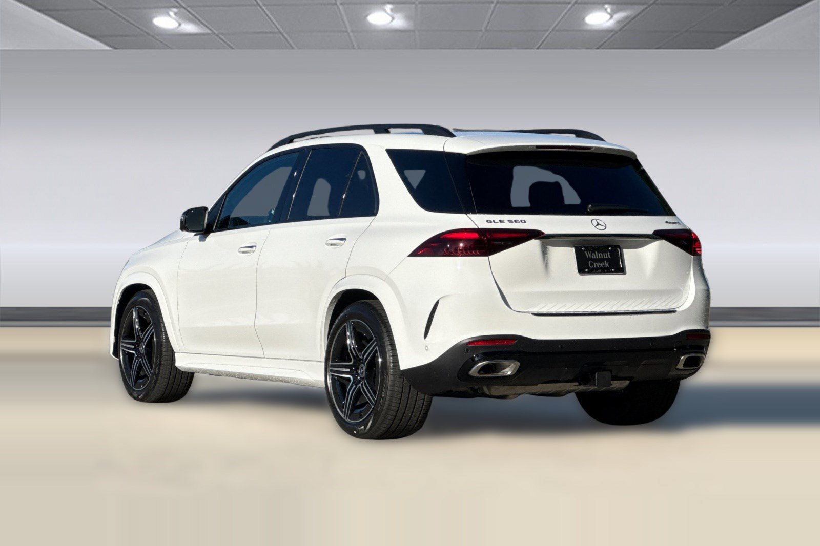 New 2026 Mercedes-Benz GLE 580 4MATIC image 3