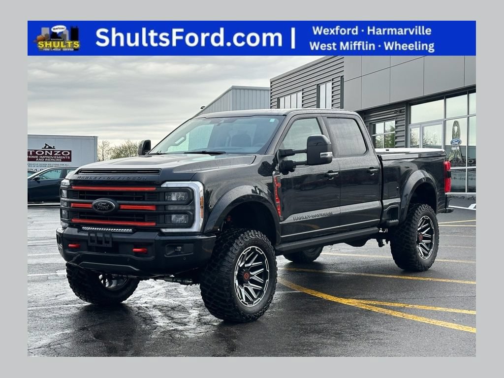 New 2026 Ford F250 Lariat w/ Black Appearance Package