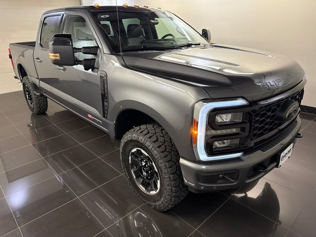 New 2026 Ford F250 Lariat w/ Tremor Off-Road Package