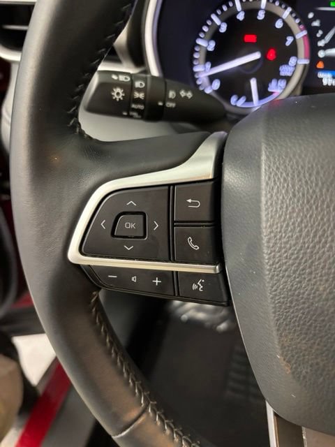 Used 2022 Toyota Highlander XLE FWD image 19