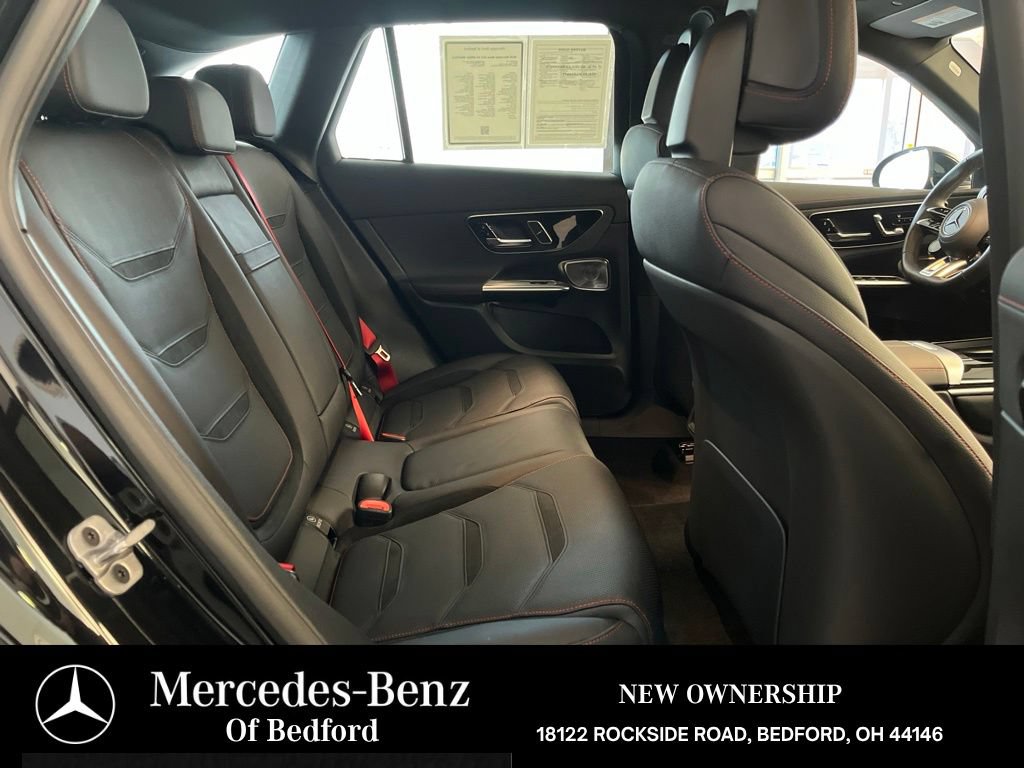 Used 2026 Mercedes-Benz GLC 43 AMG 4MATIC image 17