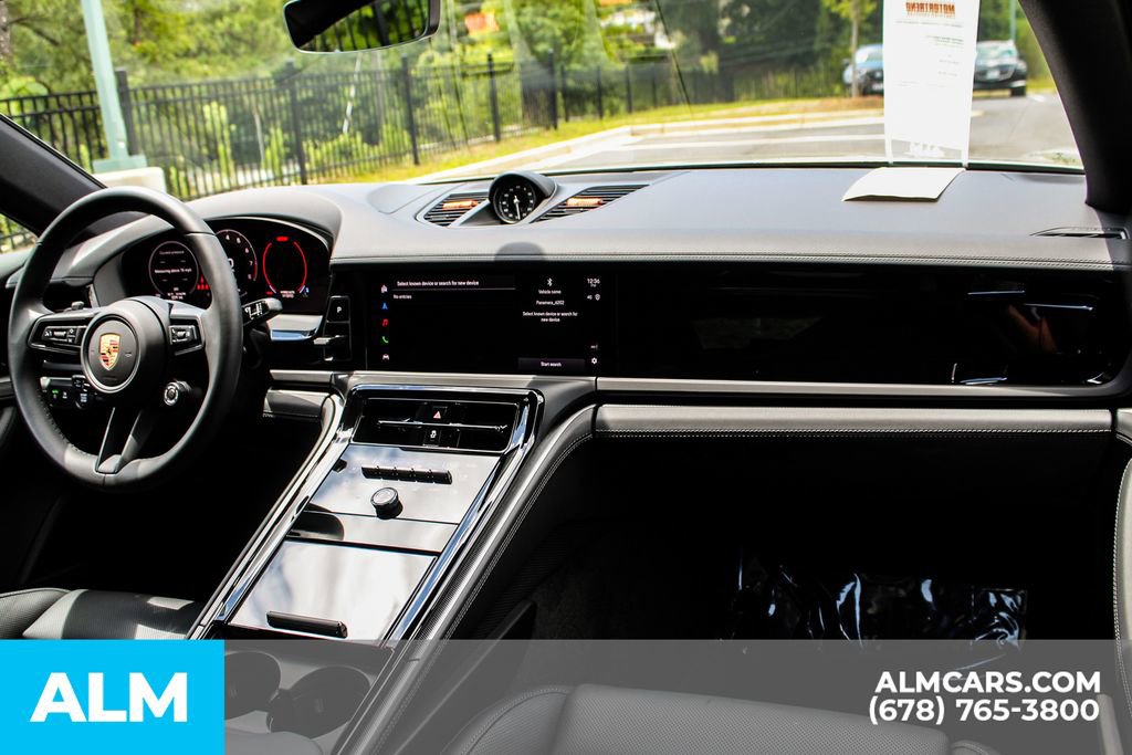 Used 2025 Porsche Panamera 4 image 24
