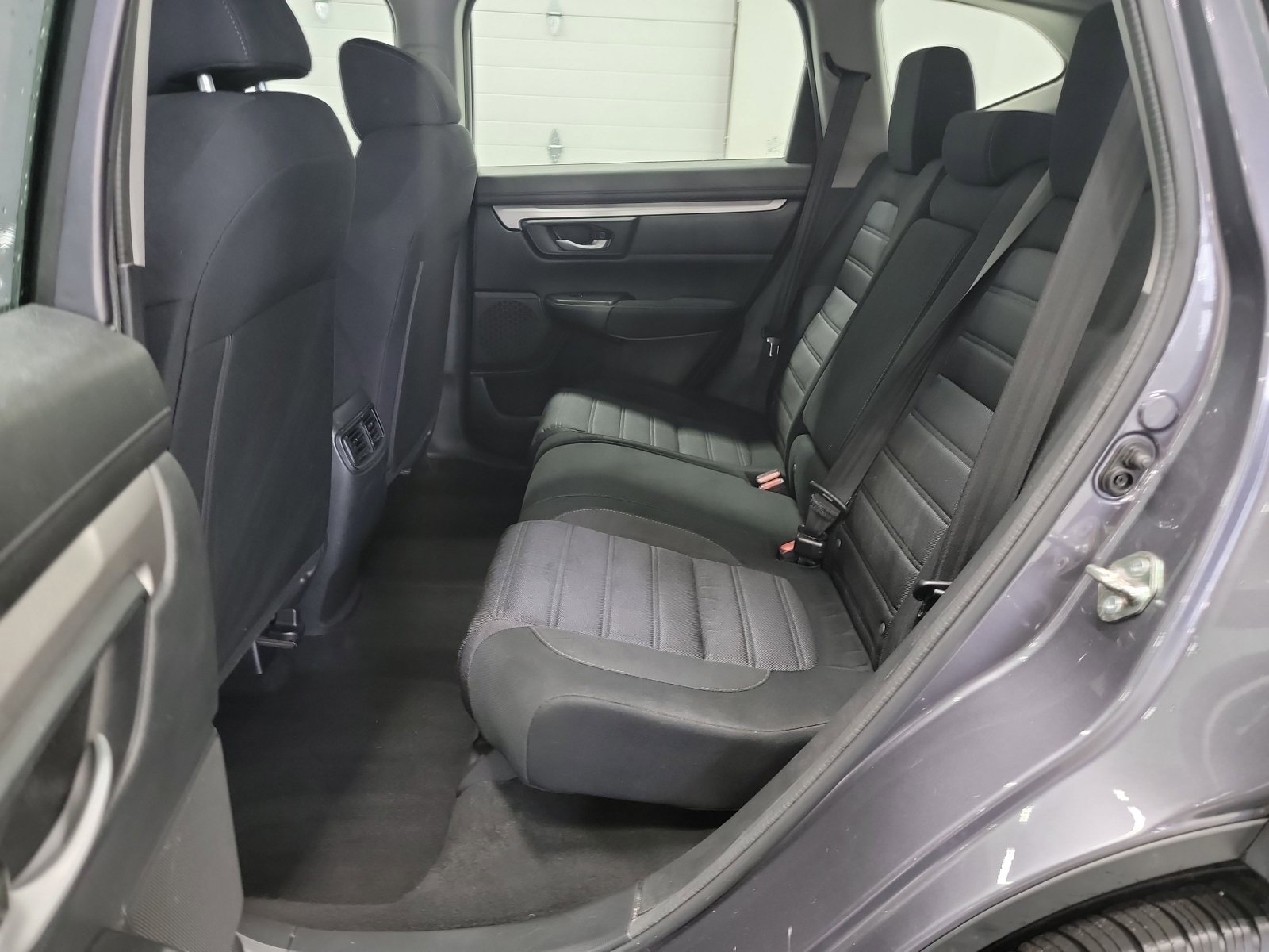 Used 2018 Honda CR-V LX image 27