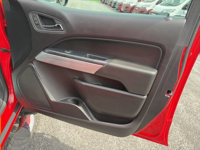 Used 2018 Chevrolet Colorado LT image 11