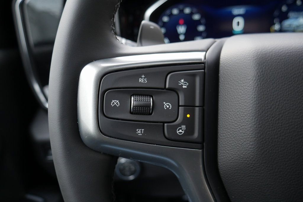 New 2026 Chevrolet Silverado 1500 RST w/ Redline Edition AWD/4WD image 13