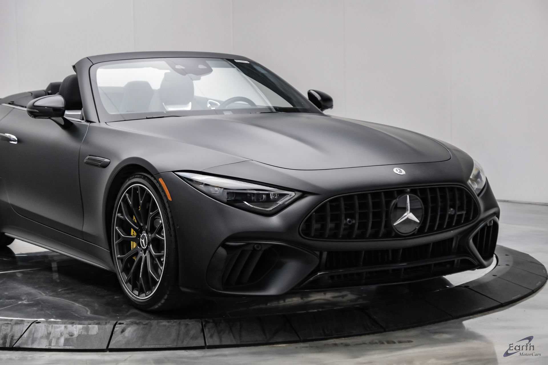 Used 2022 Mercedes-Benz SL 55 AMG 4MATIC image 36