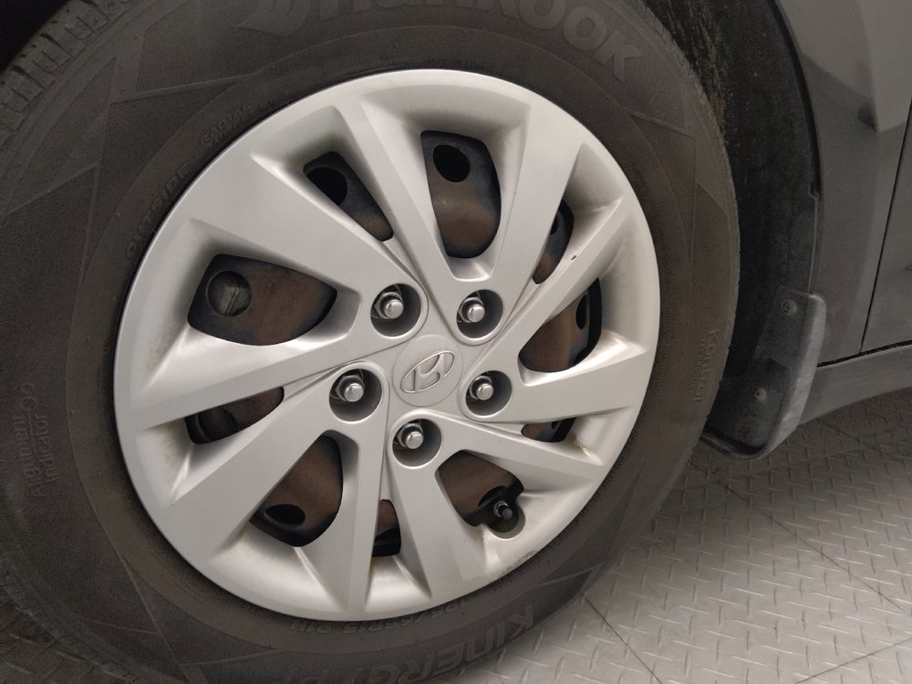 Used 2018 Hyundai Elantra SE FWD image 31