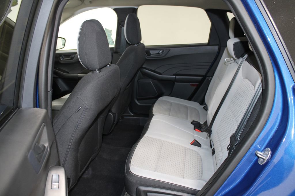 Used 2023 Ford Escape Active image 23