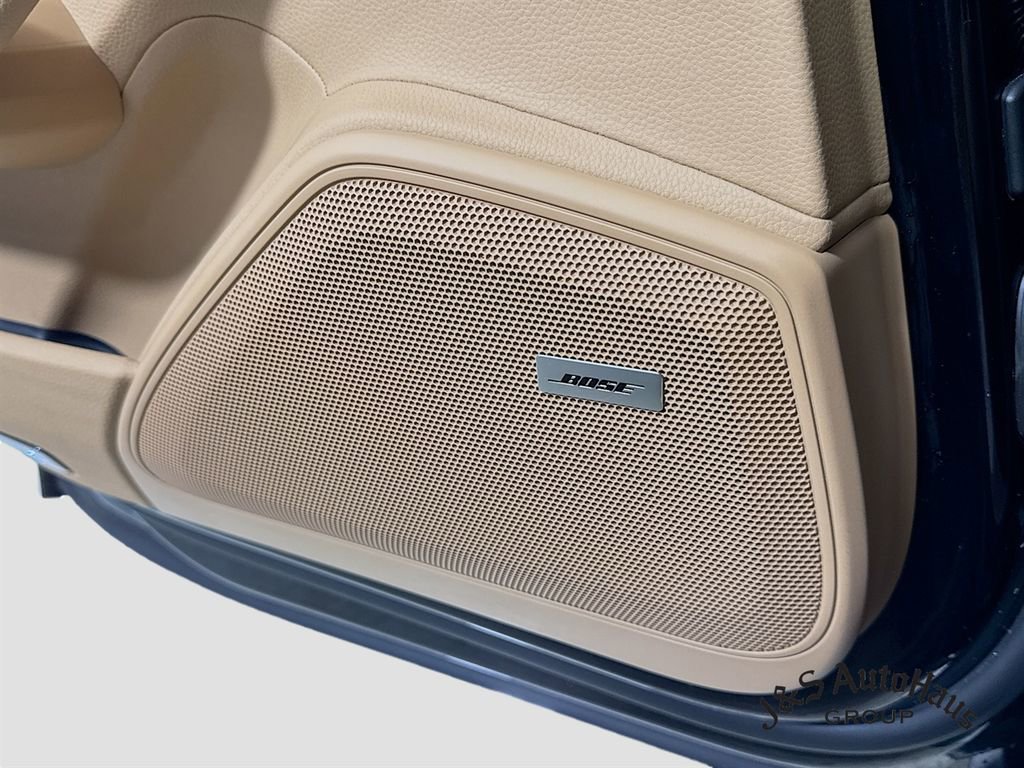 Used 2023 Porsche Panamera 4 image 32