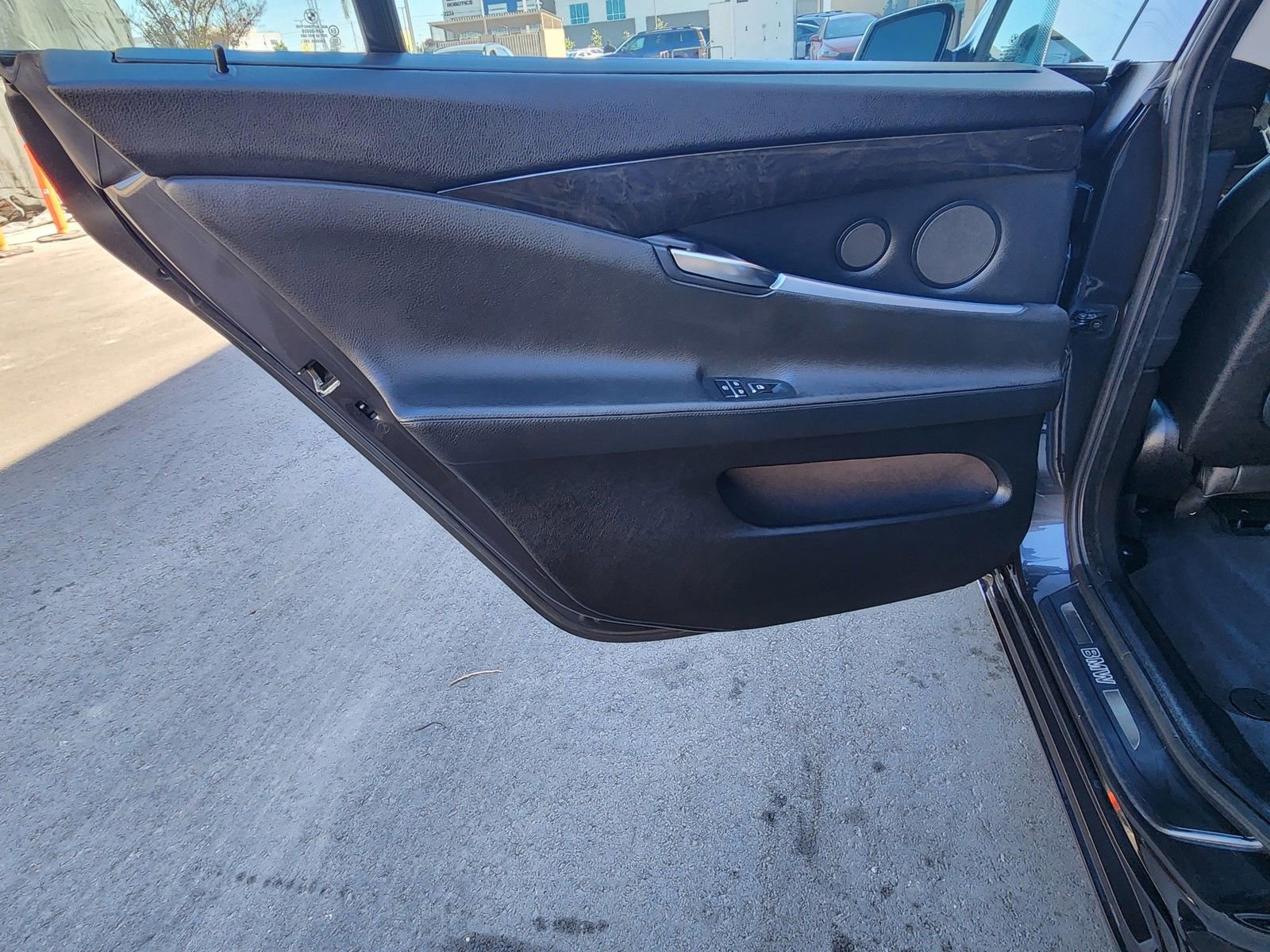 Used 2011 BMW 550i Gran Turismo image 47