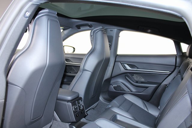 New 2025 Porsche Taycan image 20
