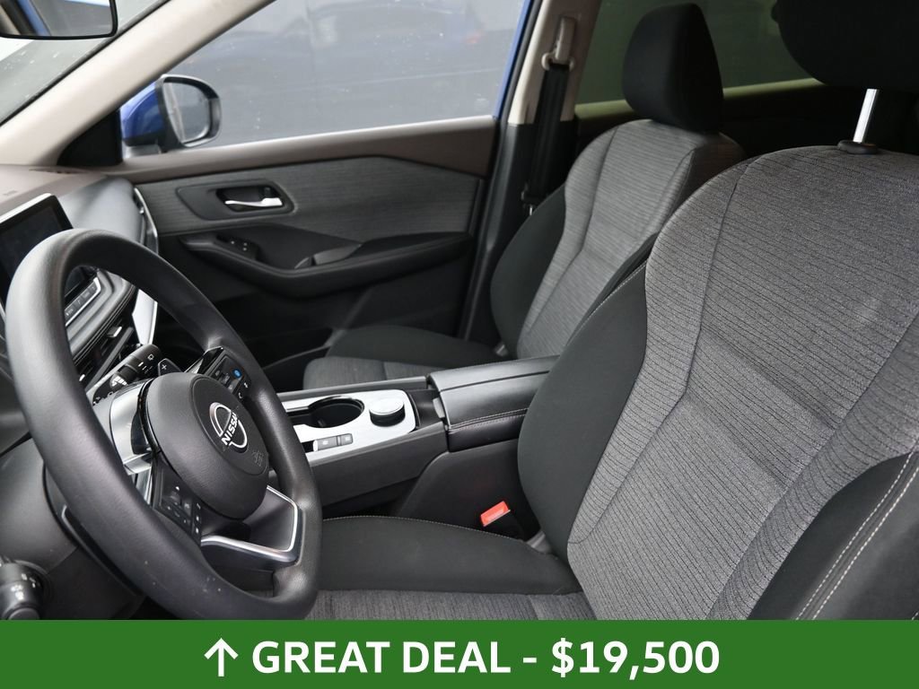 Used 2023 Nissan Rogue SV image 35