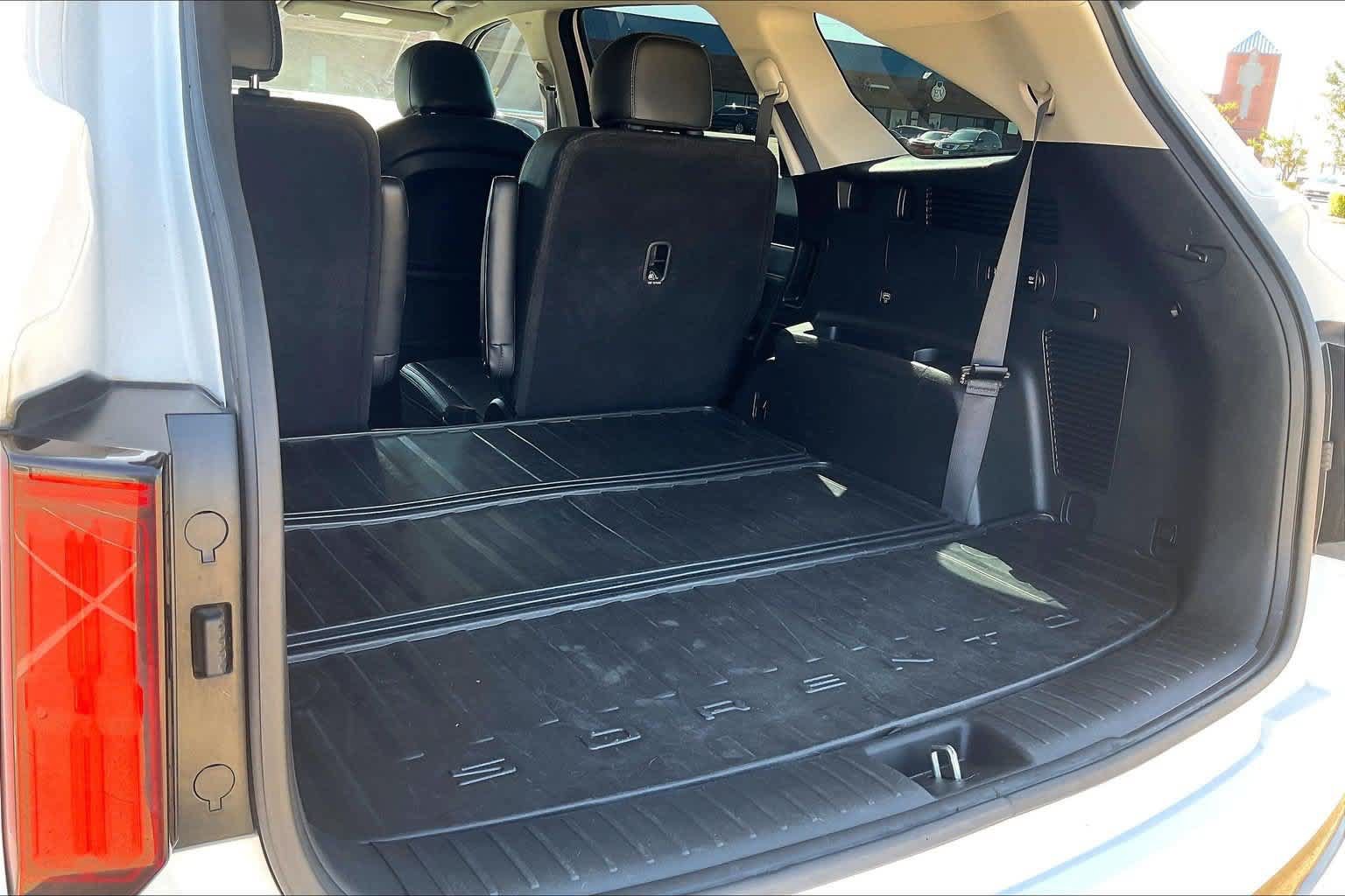 Certified 2022 Kia Sorento SX FWD image 16