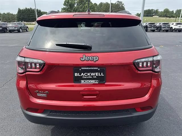 New 2026 Jeep Compass Latitude AWD/4WD image 5