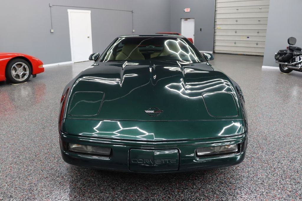 Used 1995 Chevrolet Corvette Coupe RWD image 7