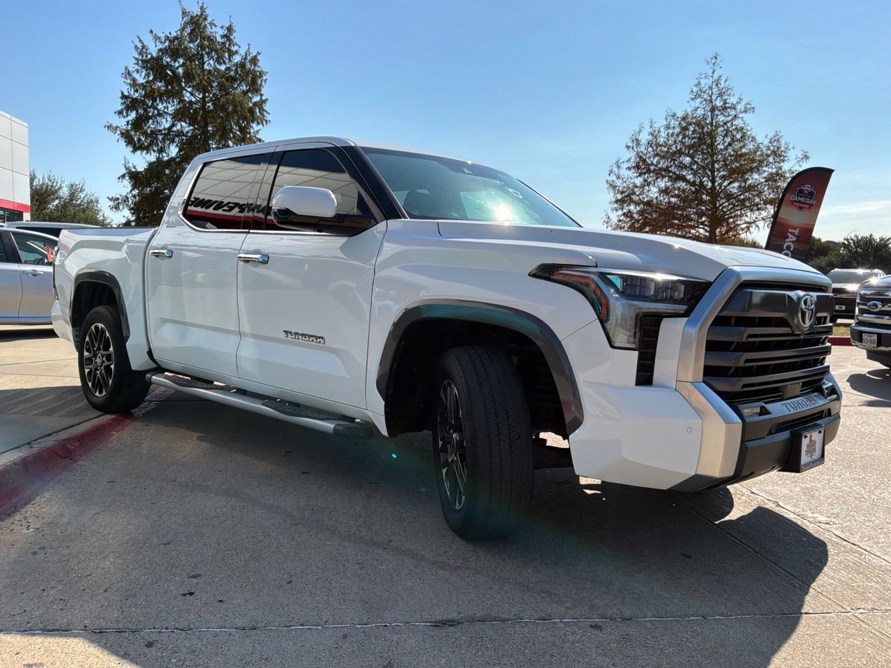 Used 2023 Toyota Tundra Limited RWD image 4