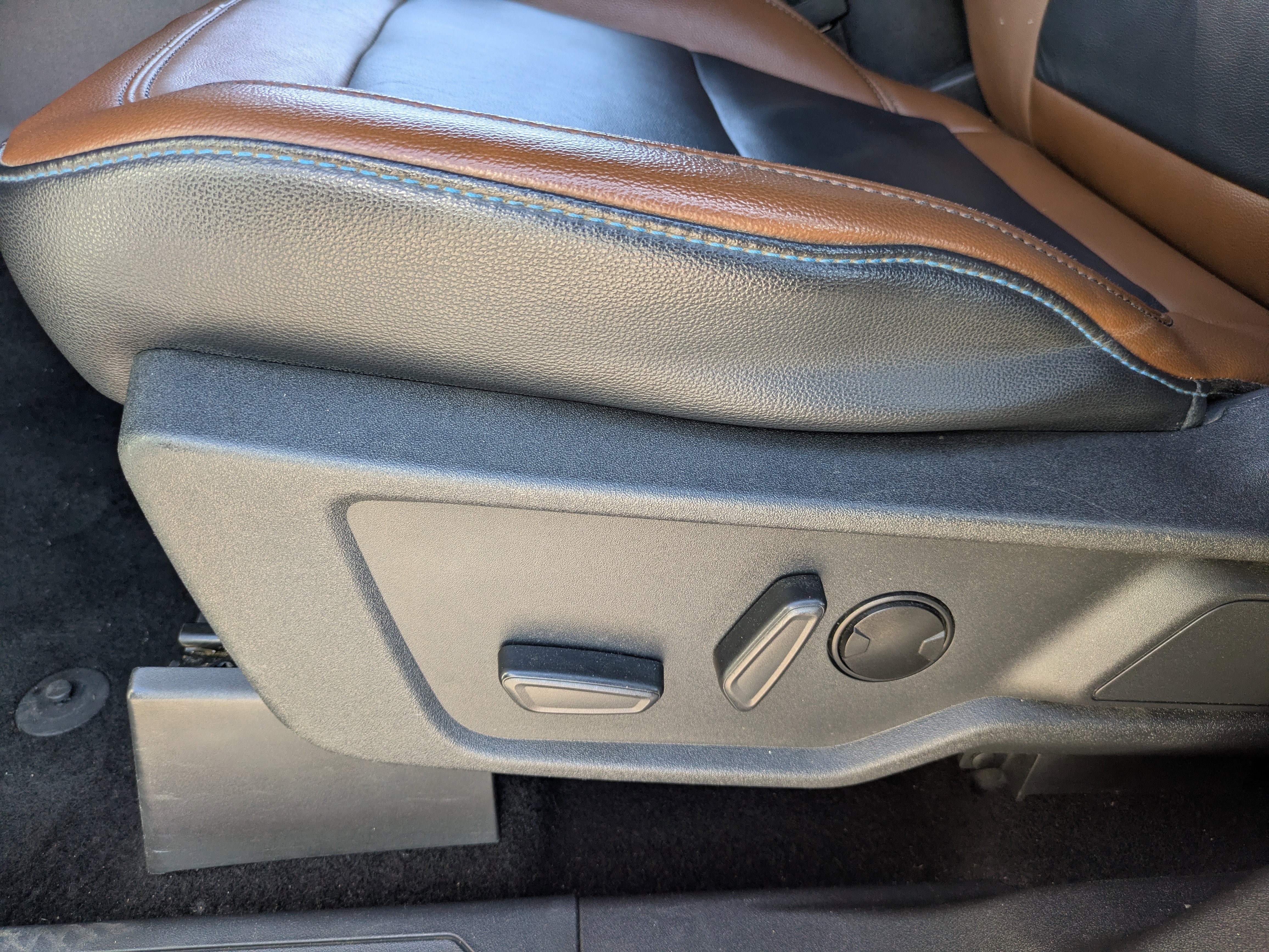 Used 2023 Ford Bronco Outer Banks image 19