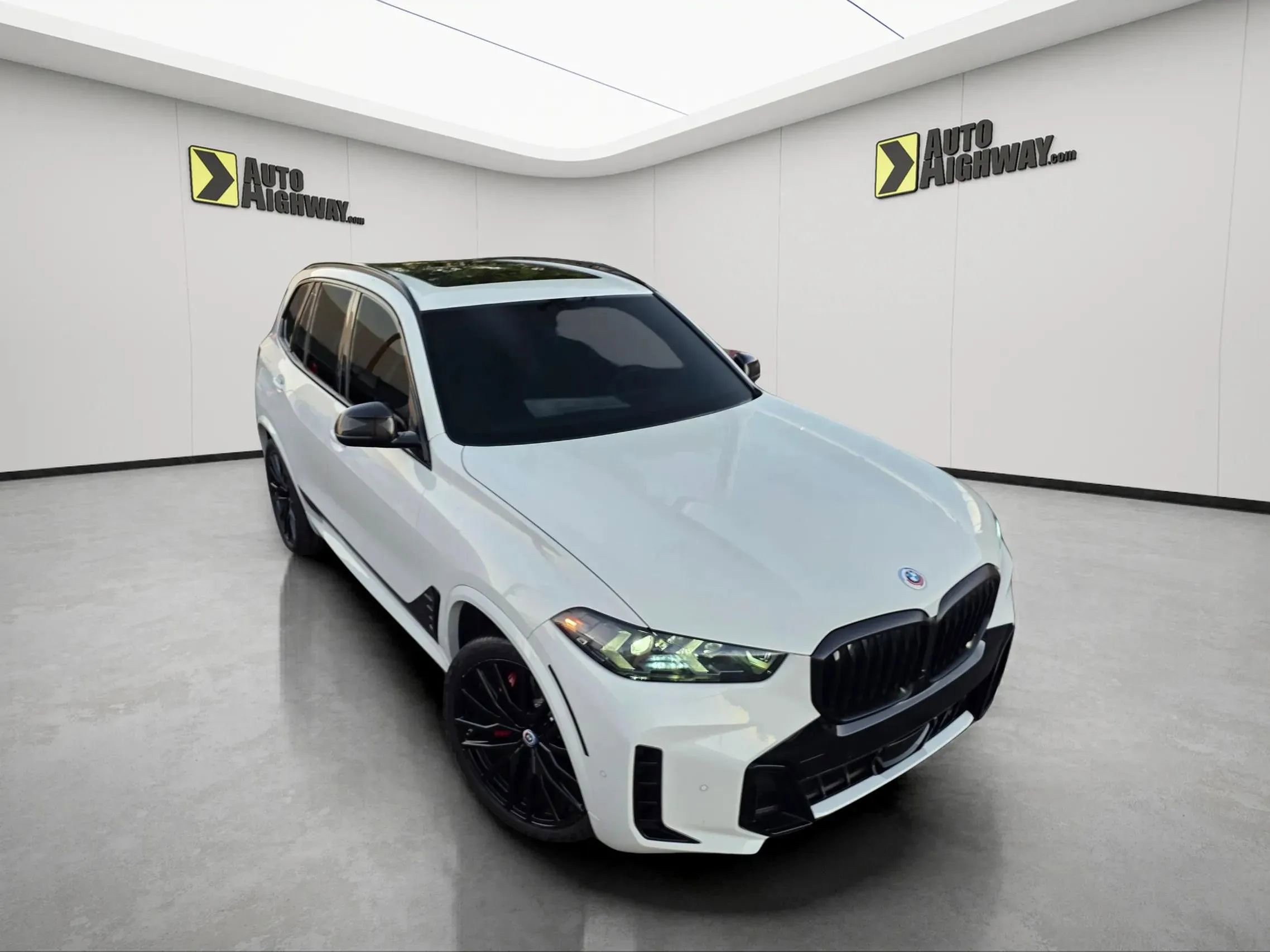 Used 2024 BMW X5 sDrive40i w/ M Sport Package image 54