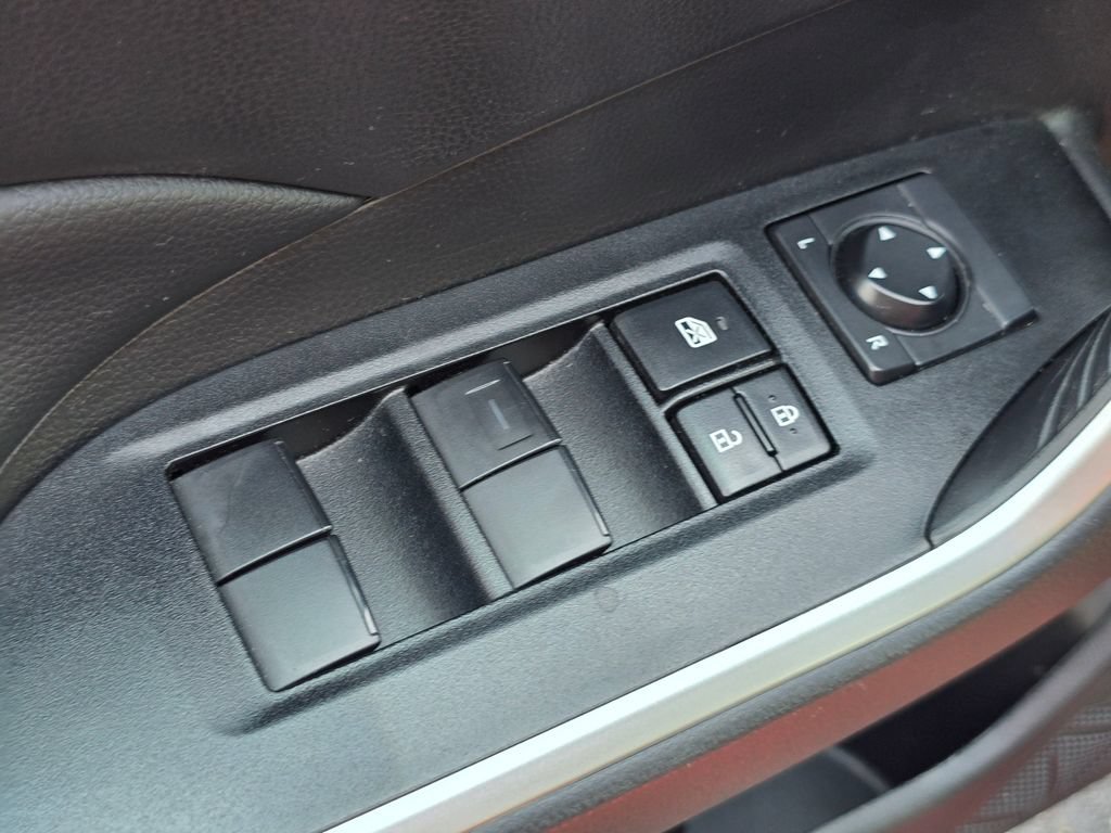Certified 2025 Toyota RAV4 LE AWD/4WD image 19