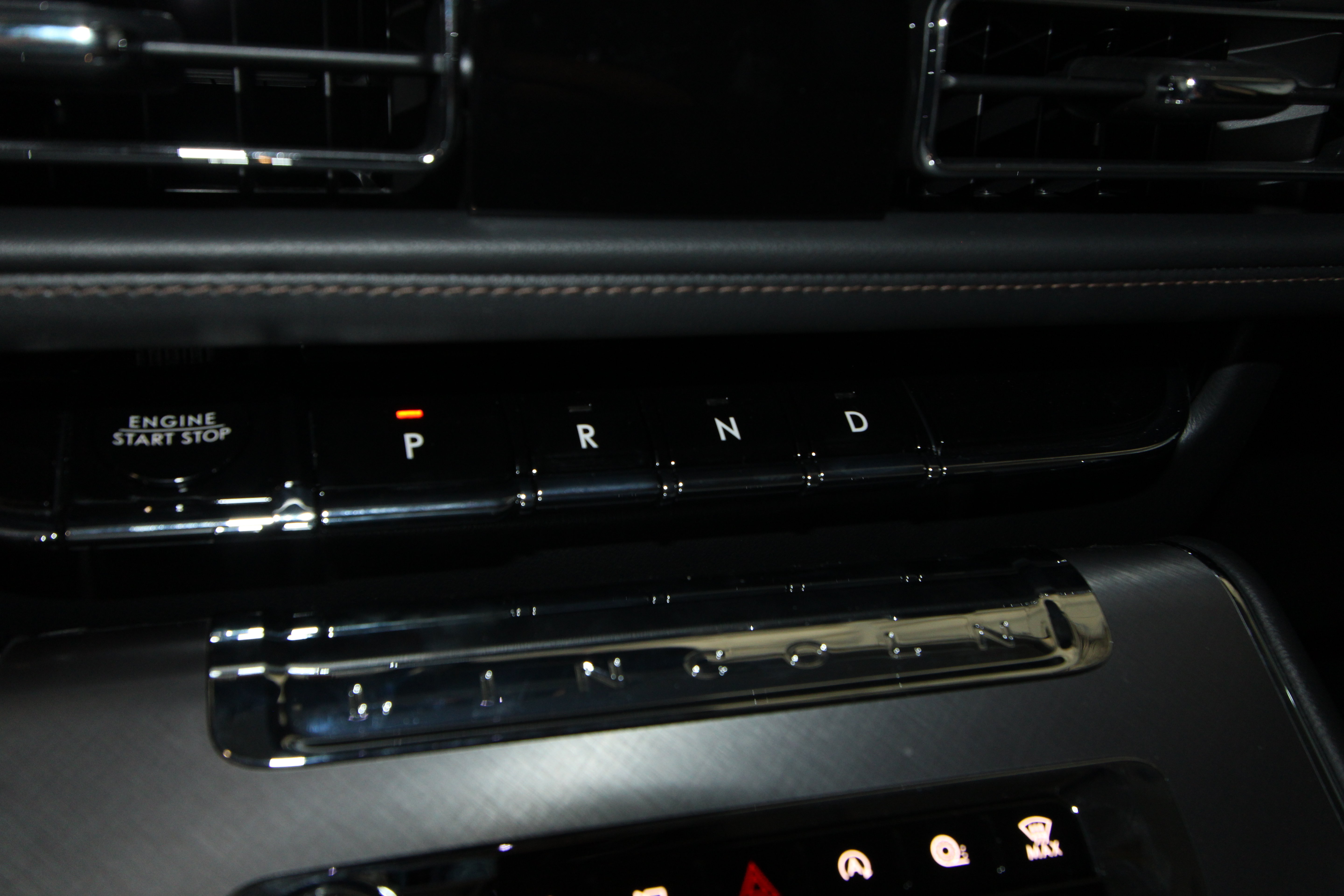 New 2026 Lincoln Aviator 2WD image 14