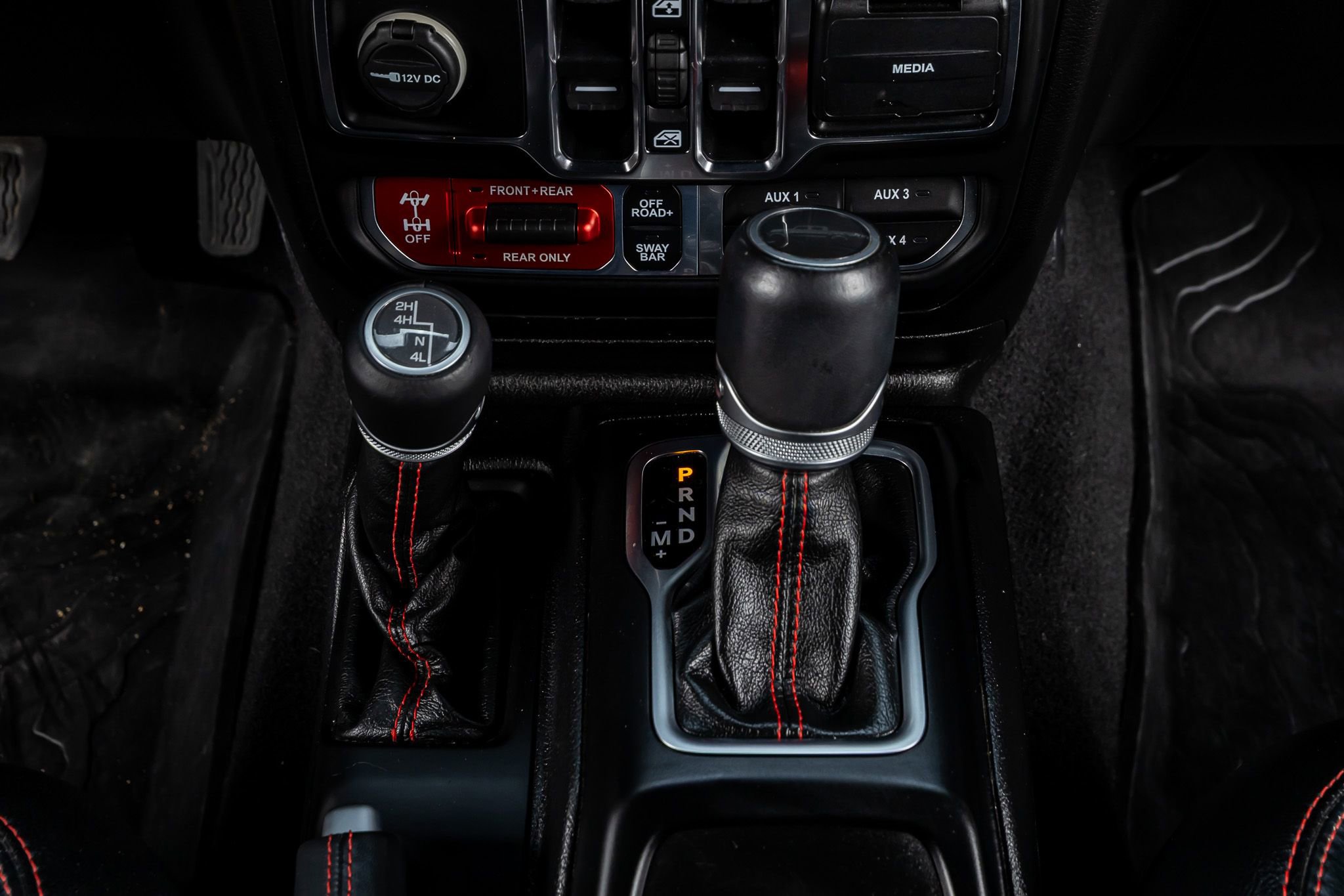 Used 2020 Jeep Gladiator Rubicon AWD/4WD image 26
