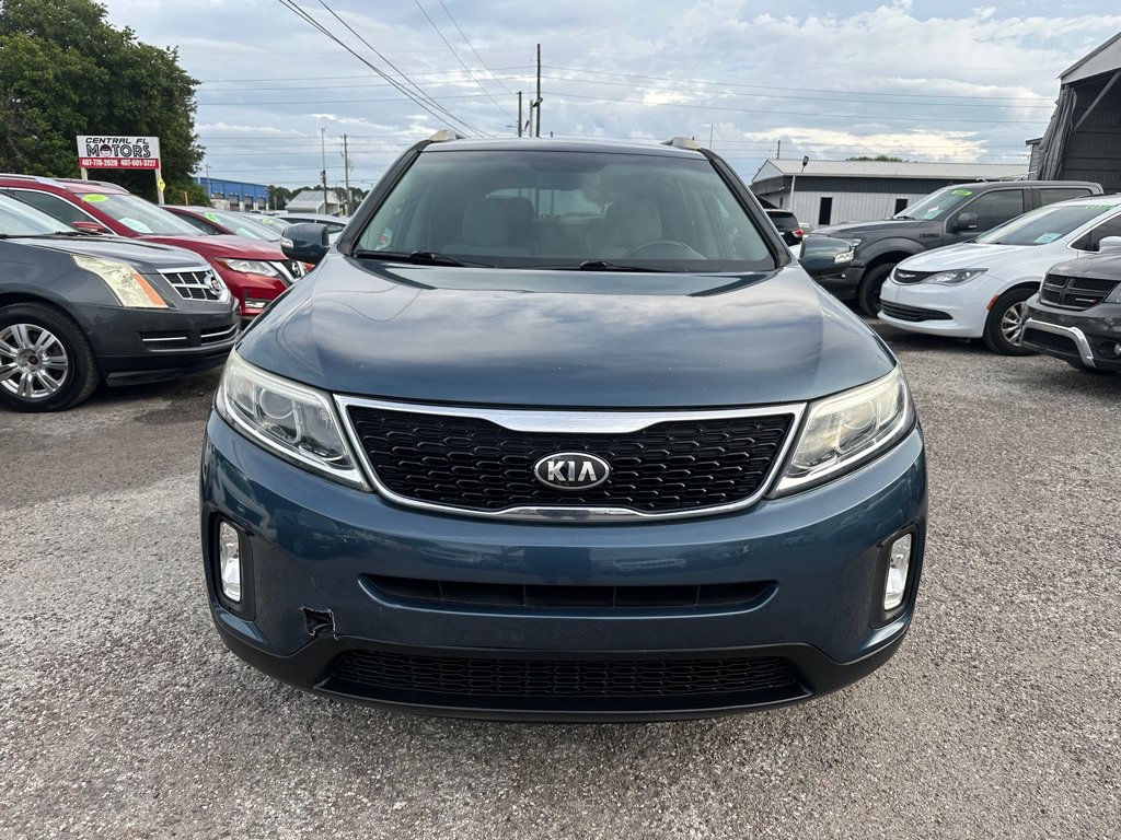 Used 2015 Kia Sorento LX FWD image 2
