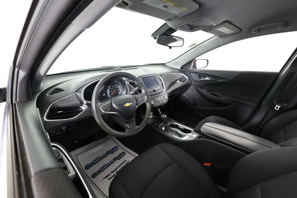 Used 2016 Chevrolet Malibu LT FWD image 10