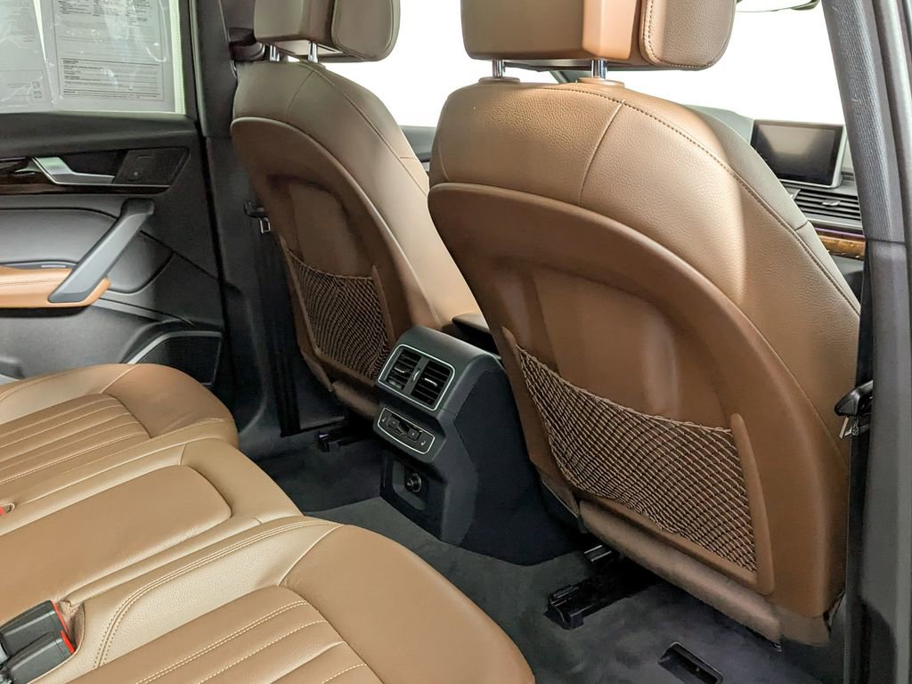 Used 2018 Audi Q5 Prestige w/ Prestige Package image 40