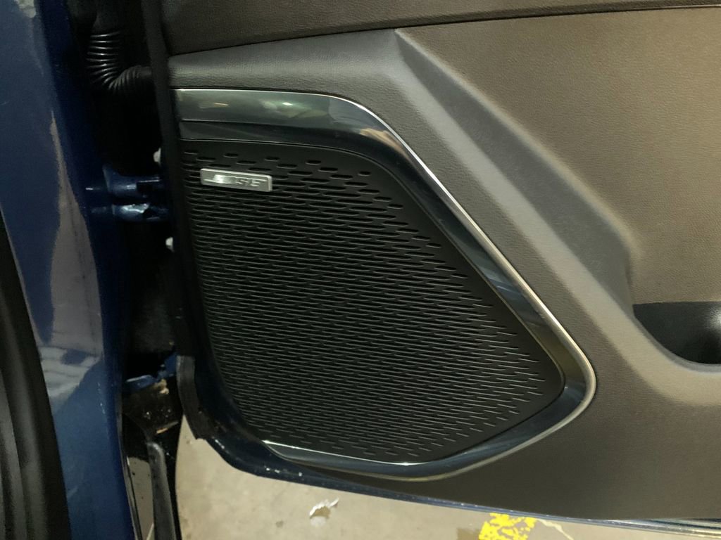 Used 2026 Chevrolet Traverse RS w/ LPO, Floor Liner Package AWD/4WD image 21