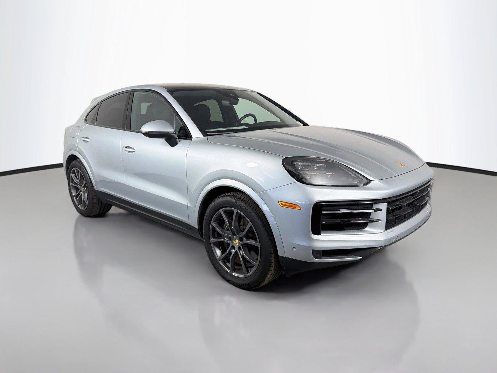 Certified 2024 Porsche Cayenne Coupe AWD/4WD image 9