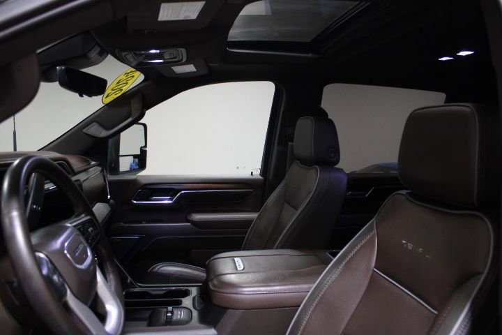 Used 2024 GMC Sierra 2500 Denali w/ Denali Reserve Package image 3