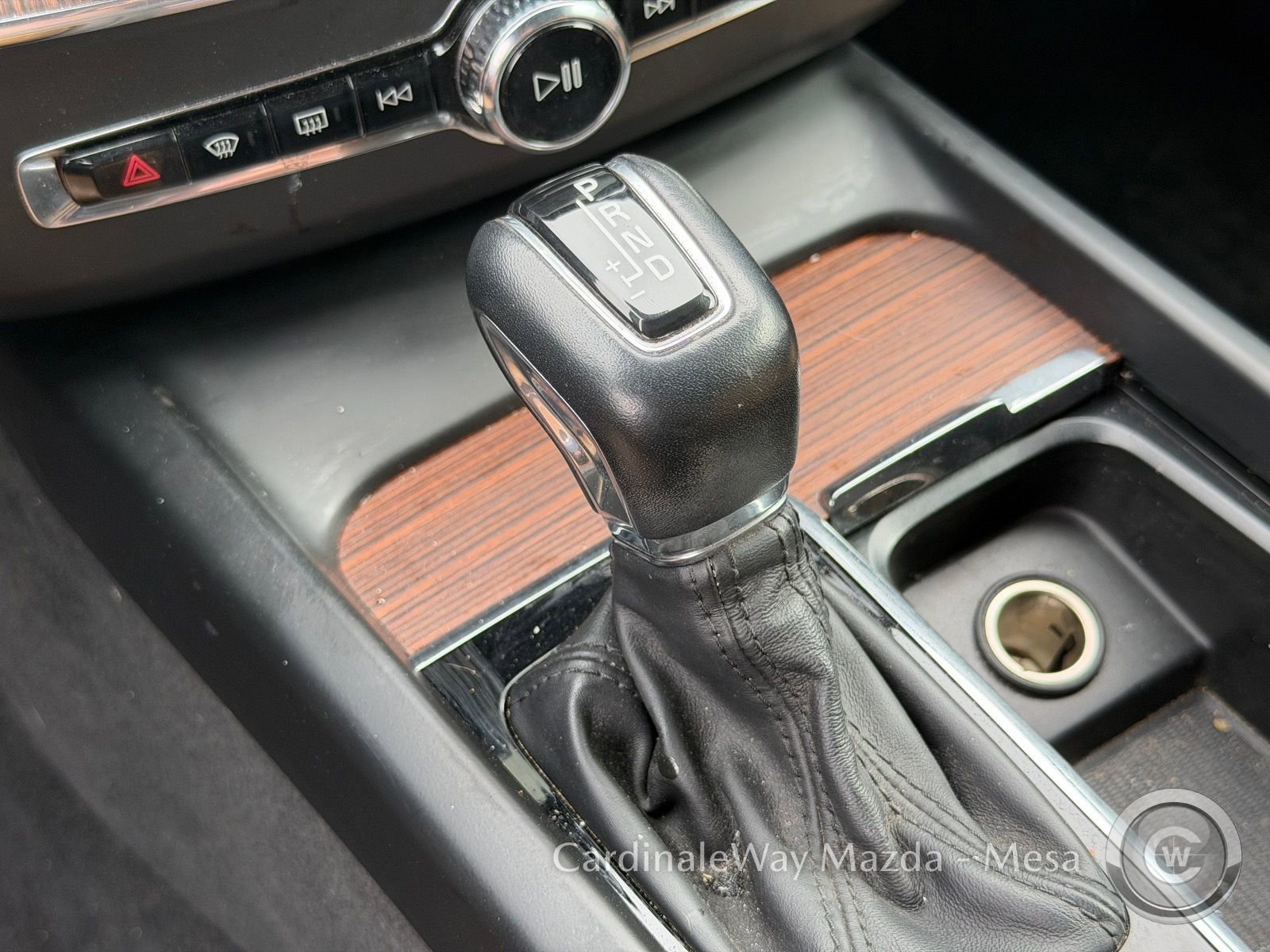 Used 2020 Volvo XC60 T5 Inscription w/ Protection Package Premier image 13