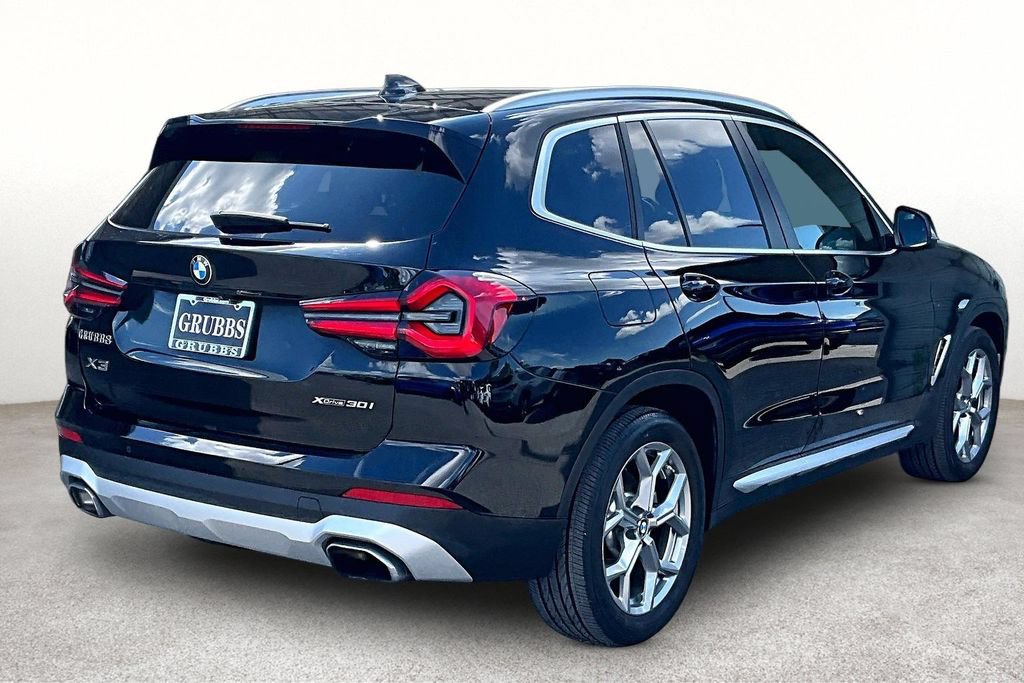 Used 2023 BMW X3 xDrive30i AWD/4WD image 2