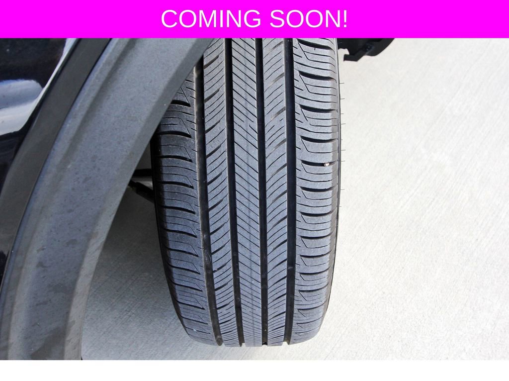 Used 2025 Ford Explorer Active w/ Active Comfort Package image 28