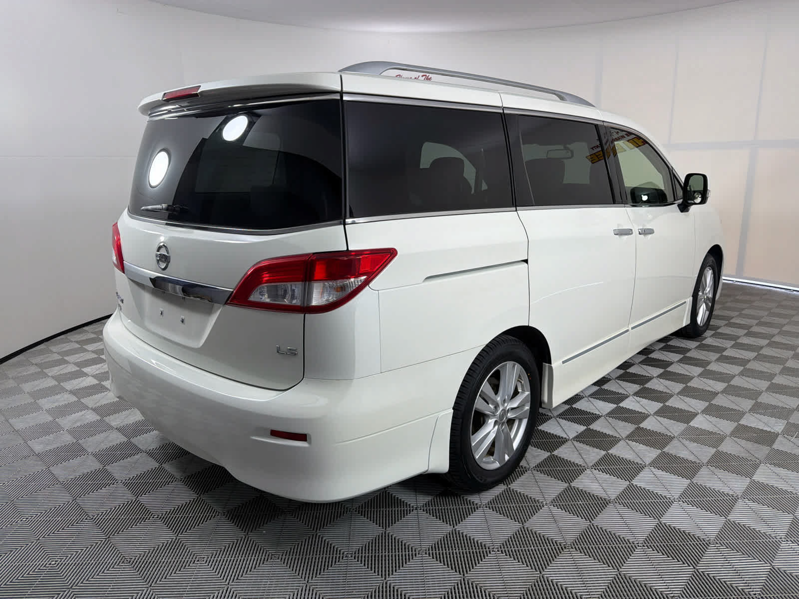 Used 2015 Nissan Quest SL FWD image 6