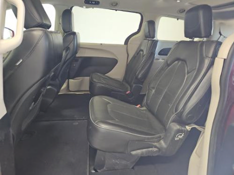Used 2019 Chrysler Pacifica Limited FWD image 6