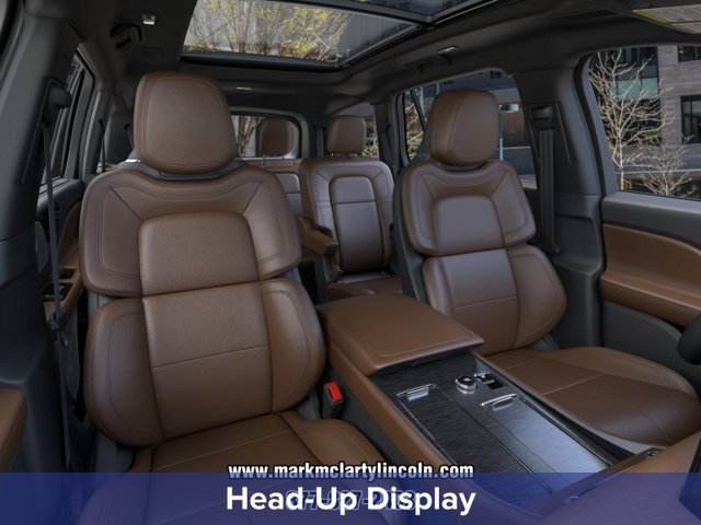 New 2026 Lincoln Aviator Reserve w/ Luxury Package RWD image 11