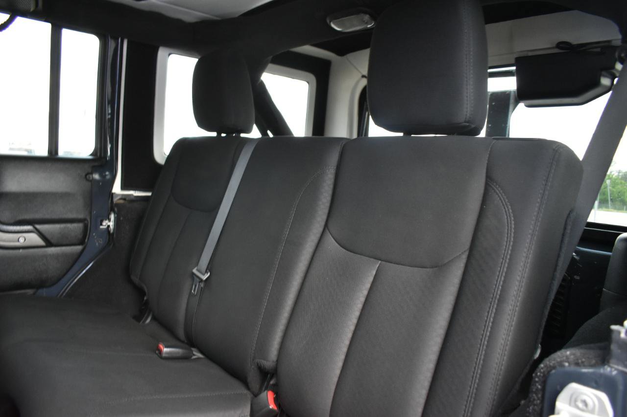 Used 2018 Jeep Wrangler Unlimited Sport S AWD/4WD image 26