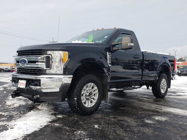 Used 2017 Ford F250 XLT w/ Snow Plow Prep Package image 8