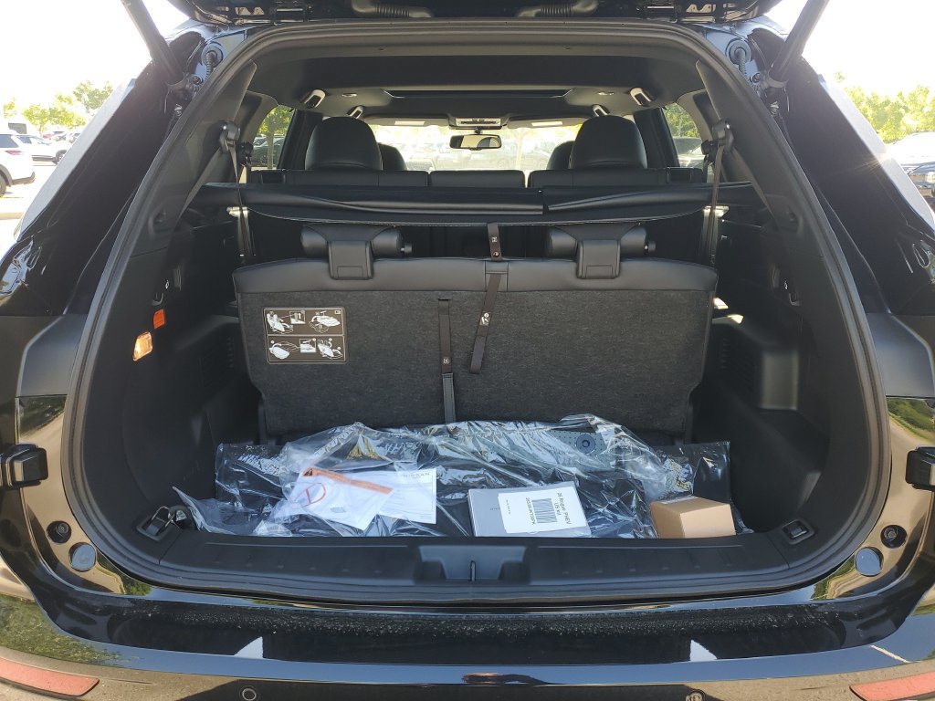 New 2026 Nissan Rogue Platinum AWD/4WD image 8