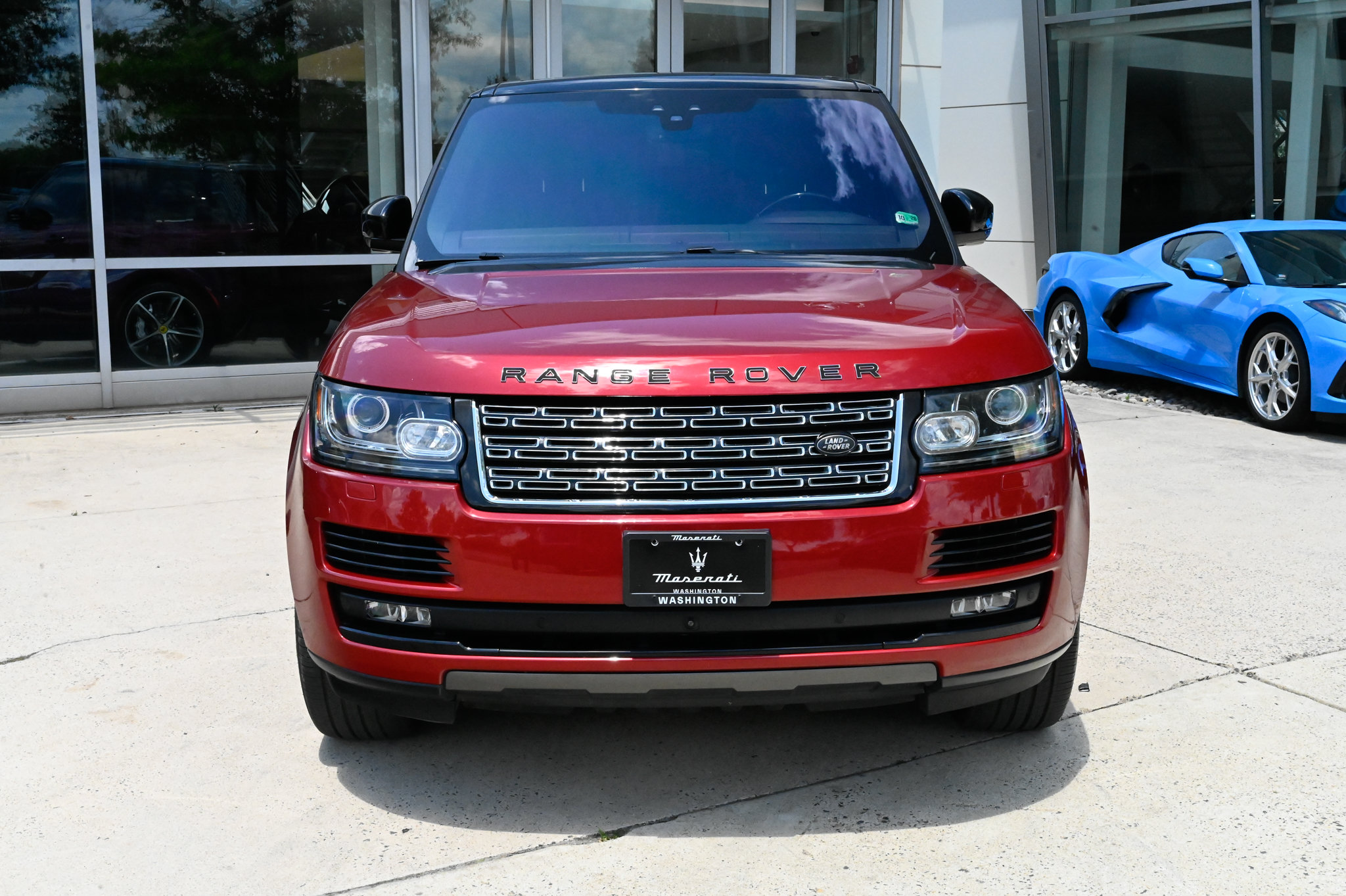 Used 2017 Land Rover Range Rover Supercharged AWD/4WD image 2