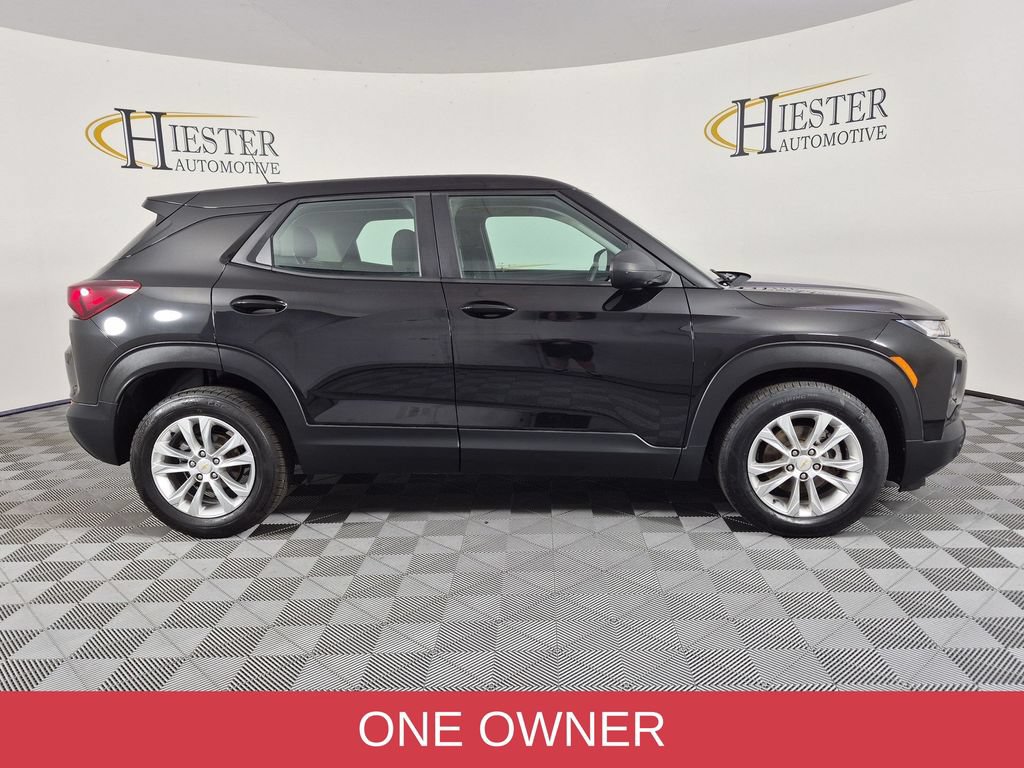 Used 2022 Chevrolet TrailBlazer LS FWD image 3