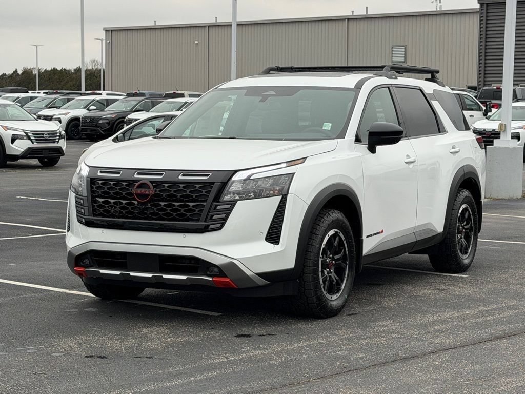 New 2026 Nissan Pathfinder Rock Creek w/ Rock Creek Premium Package AWD/4WD image 8