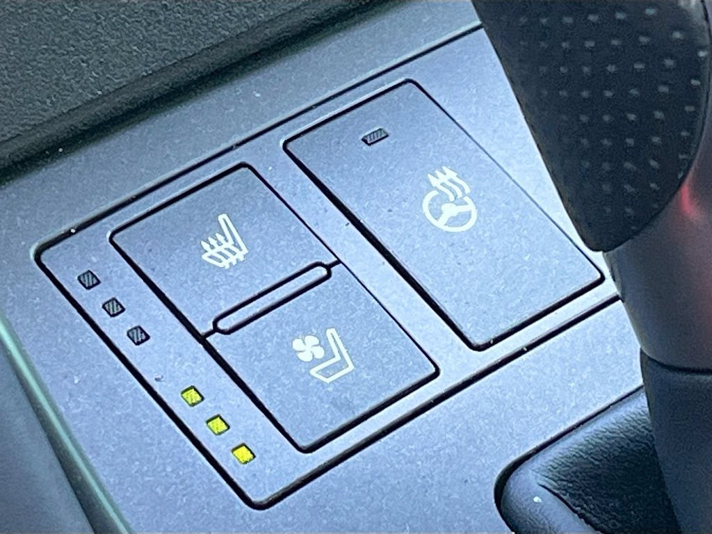 Used 2021 Lexus IS 350 F Sport w/ Navigation Package RWD image 20