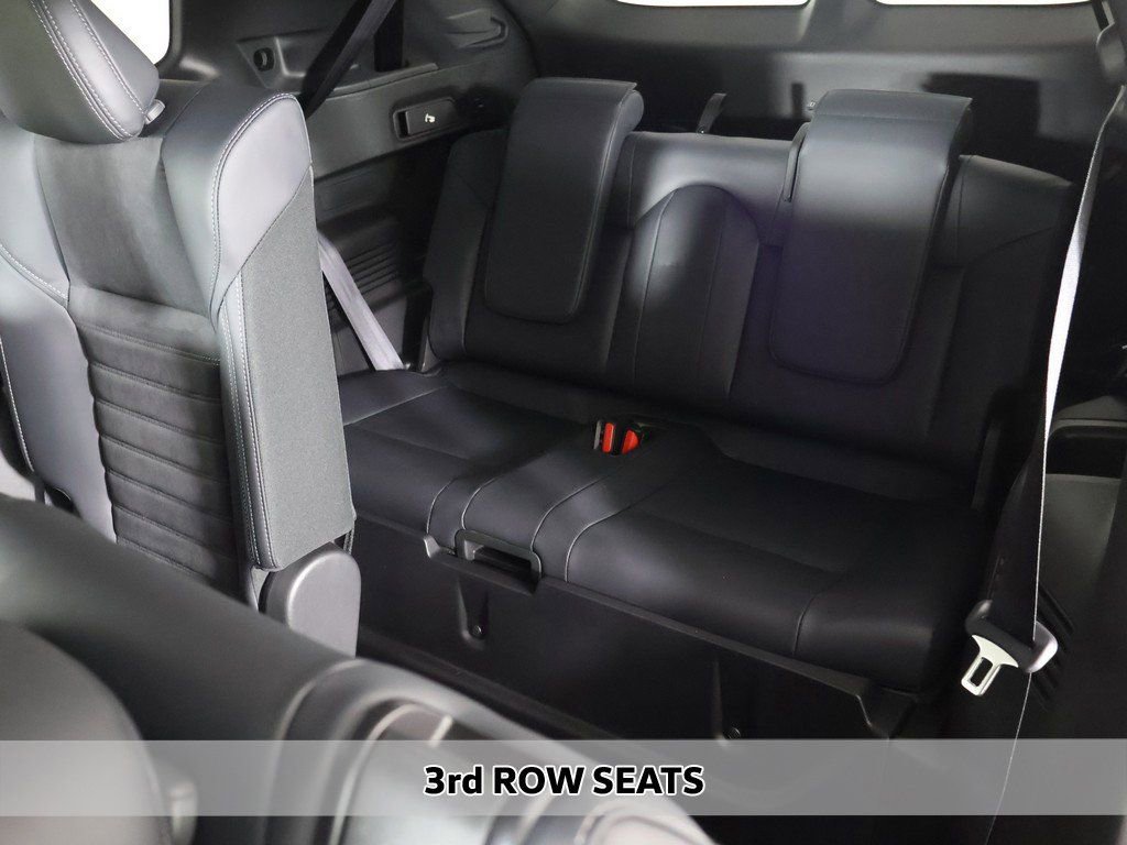 New 2026 Mitsubishi Outlander SE image 10