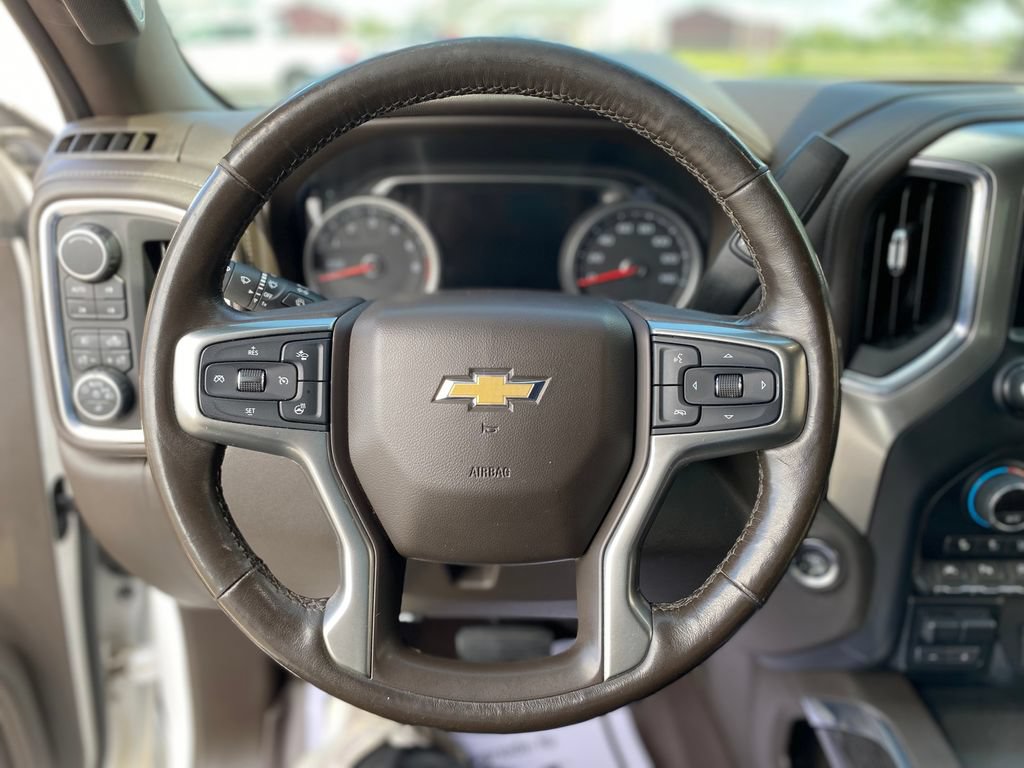 Used 2019 Chevrolet Silverado 1500 LTZ w/ LTZ Premium Package AWD/4WD image 28