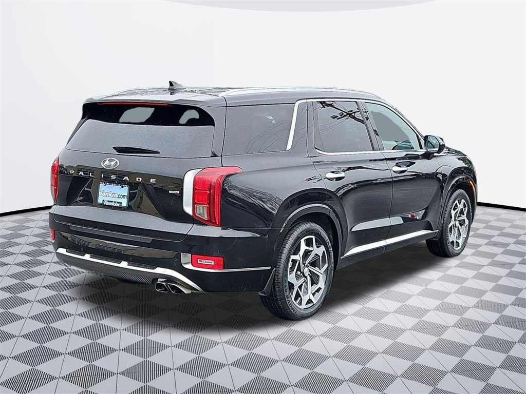 Used 2022 Hyundai Palisade Calligraphy w/ Winter Package image 6