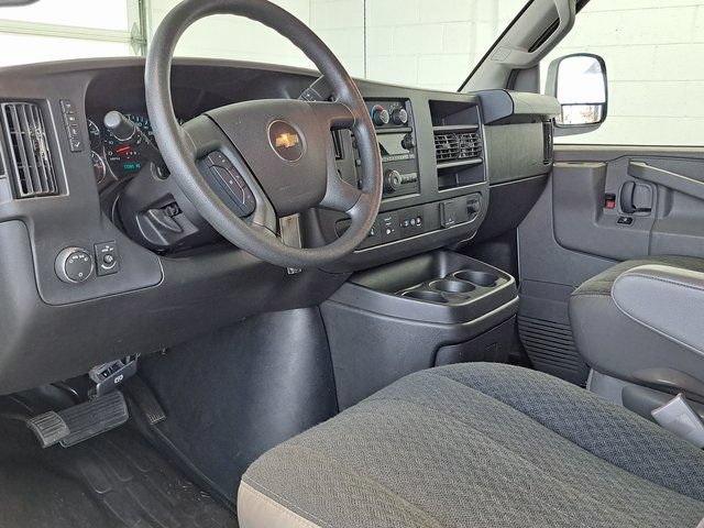 Used 2025 Chevrolet Express 2500 w/ Driver Convenience Package RWD image 8