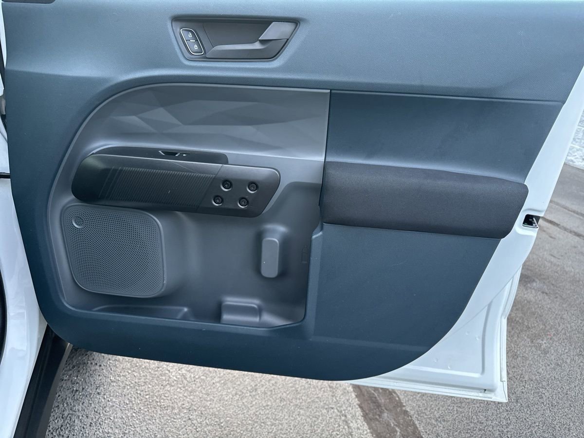 Used 2022 Ford Maverick XL image 45