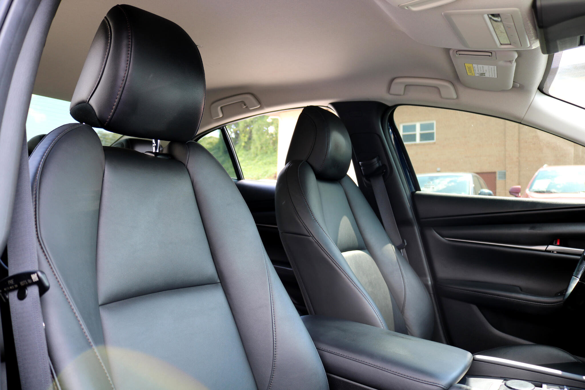 Used 2021 MAZDA MAZDA3 s image 40